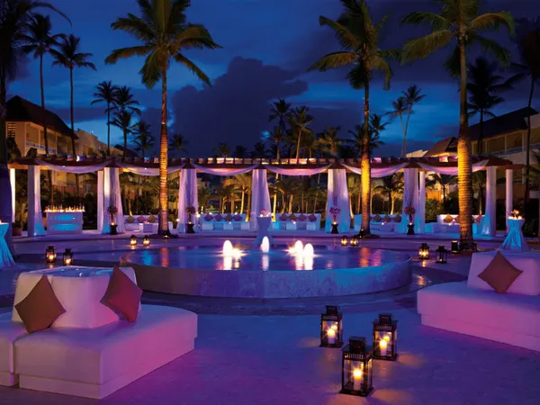 dominican-republic_accommodation_all-inclusive-hotel_secrets-royal-beach_punta-cana_plaza_001_600_ergebnis