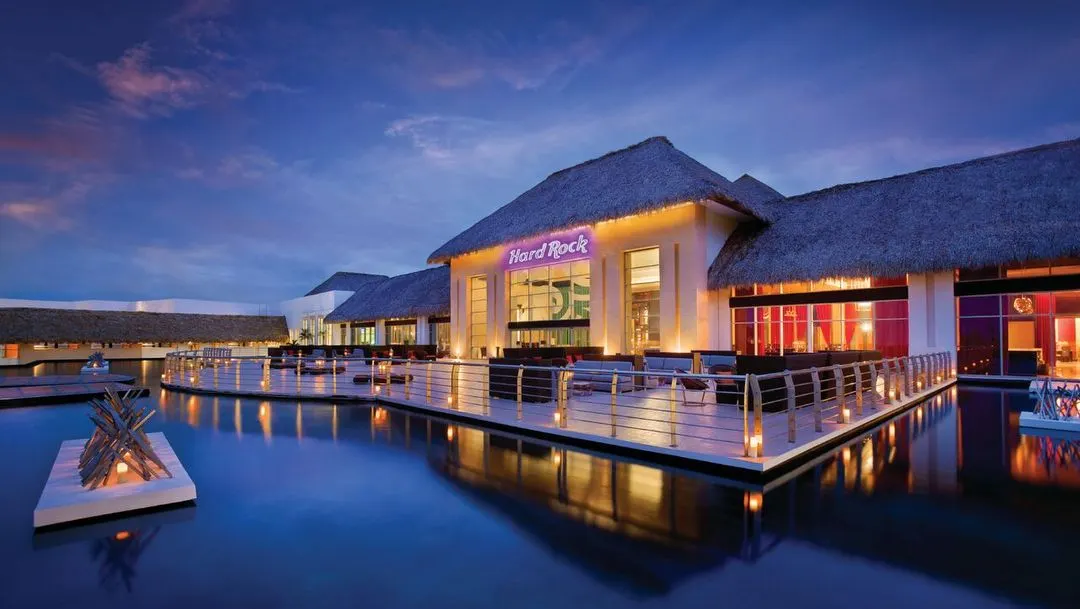 dominican_republic_accommodation_001_hard_rock_hotel_punta_cana_terrace_destination_wedding_1080_ergebnis