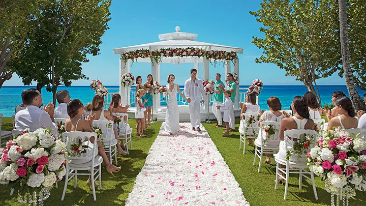dominican_republic_destination_wedding_001_gazebo_dreams_la_romana_ergebnis
